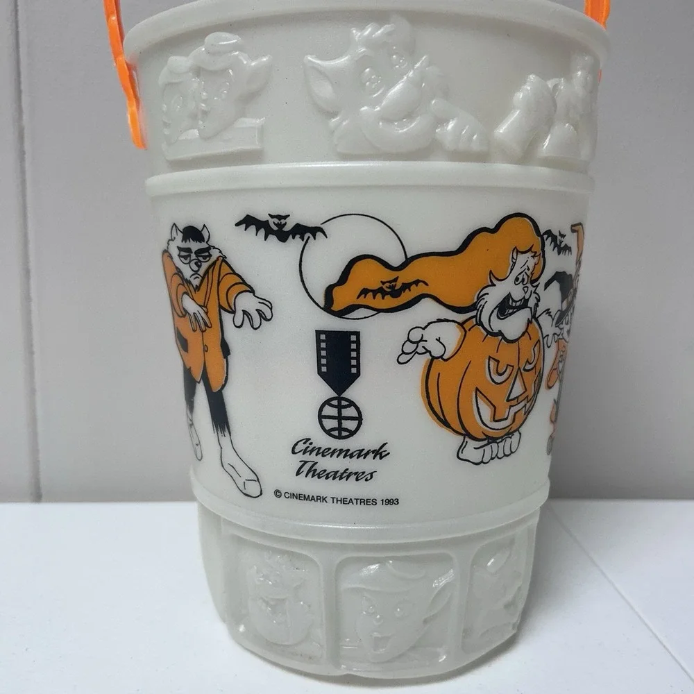VTG‎ 1993 Cinemark Theatres Popcorn Bucket Halloween Theme Candy Glow In Dark